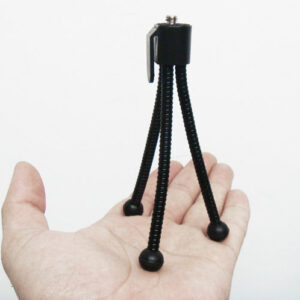Mini pocket tripod with flexible legs