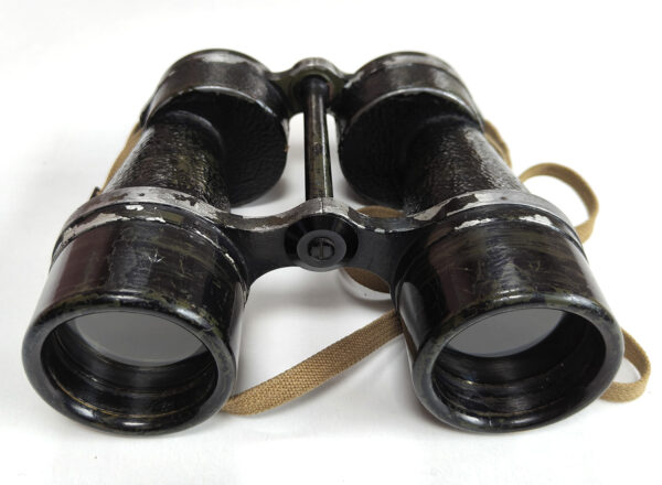 BINO PRISM No.5 MkII x7 WW2 1940 binoculars. Individual Eyepiece Focusing. Serial number 17014 - Image 4