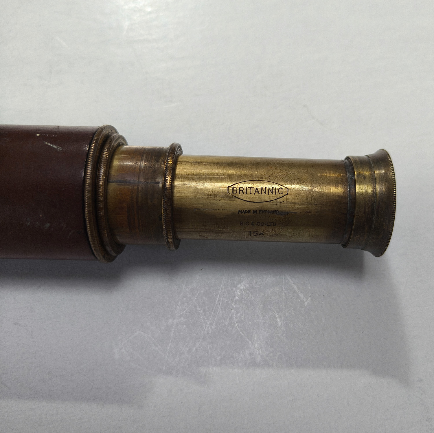 Britannic BC & Co. 3-Draw 15x Brass Leather Binding Telescope. WWII - Image 2