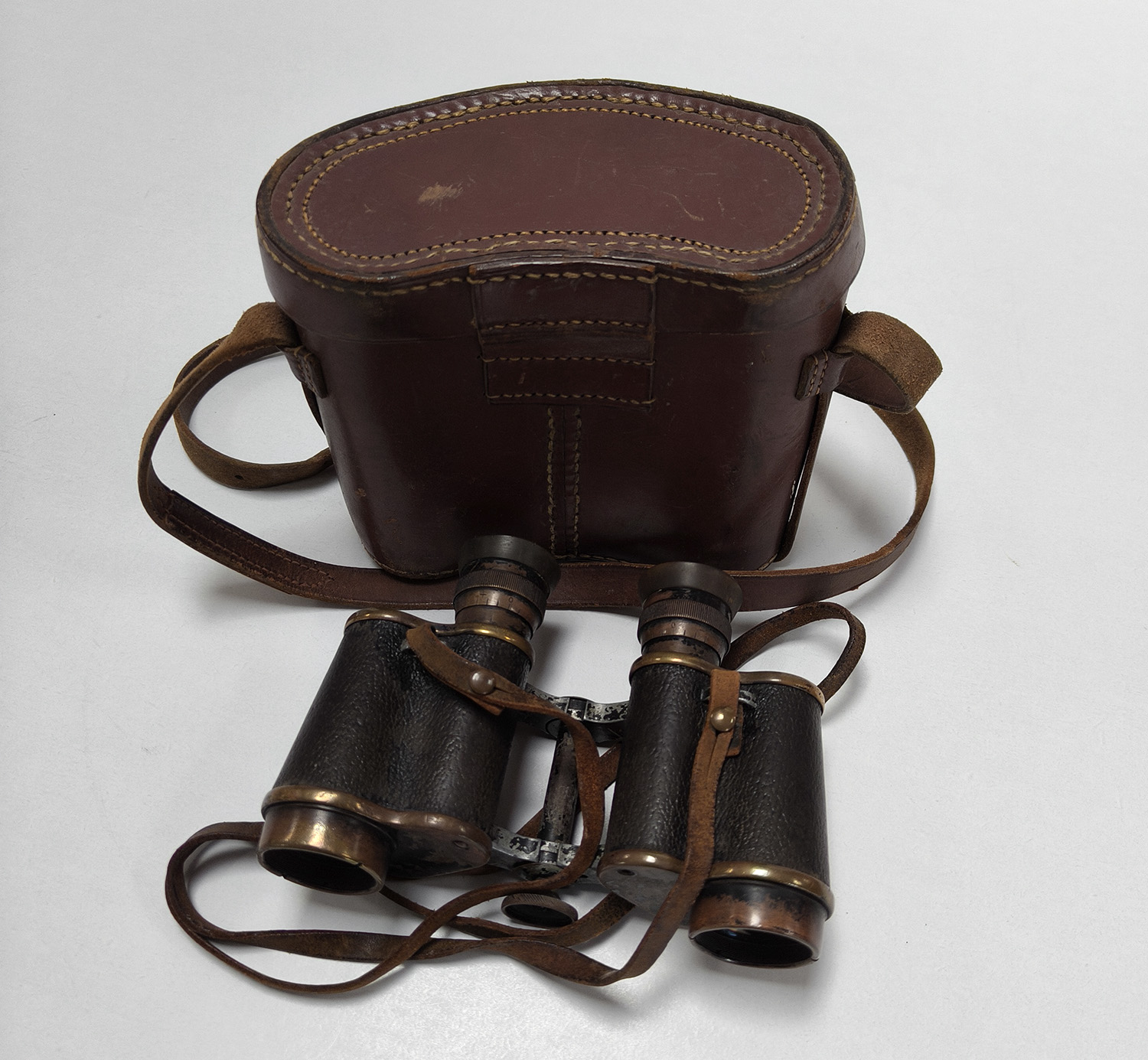 Rare German C.P. Goerz Berlin 6x Helinox WWI Military Binoculars. Individual Eyepiece Focusing. 1908-1915 - Image 2