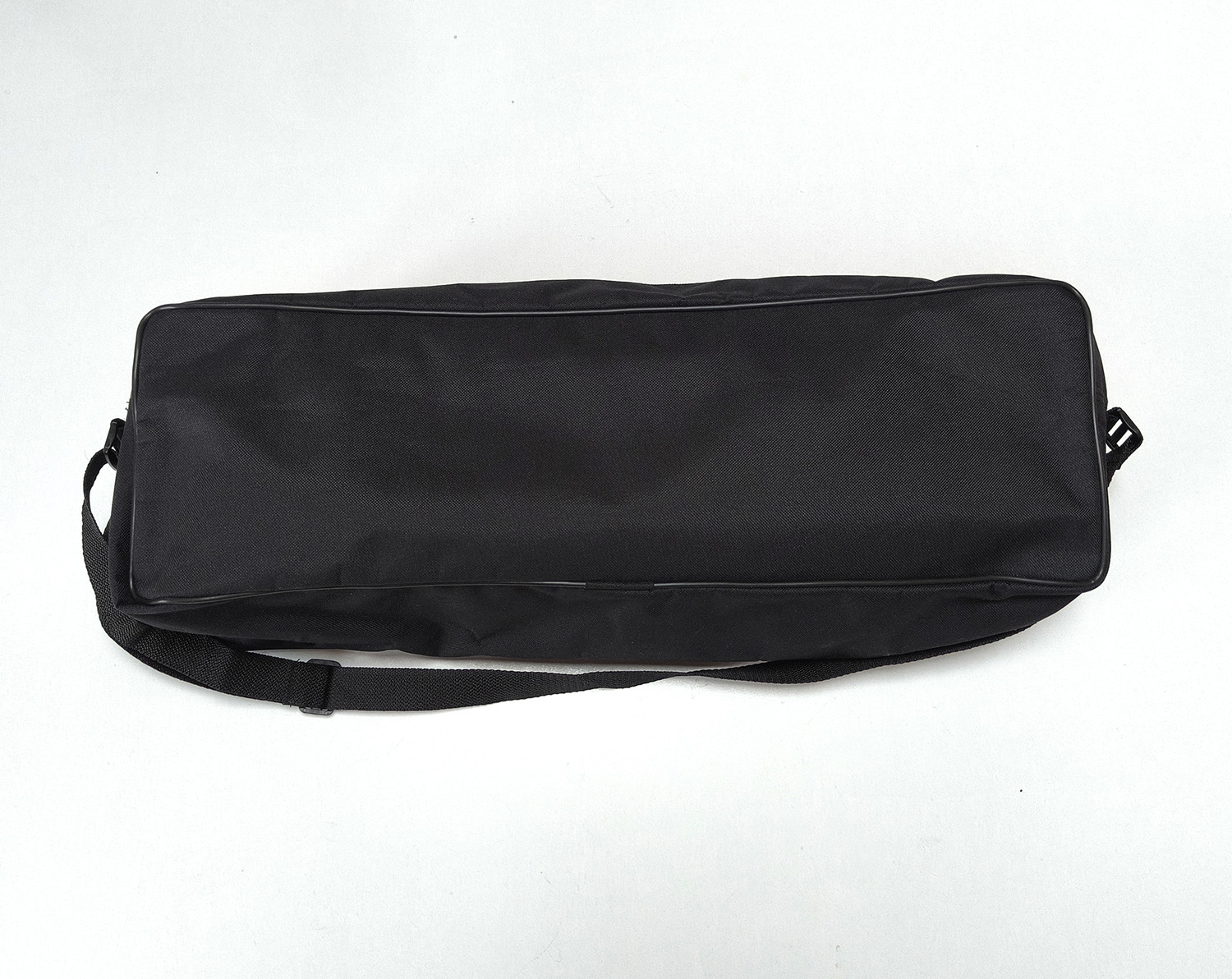Soft carry case for spotting scopes. 52cm(L)x12cm(W)x17cm(H) - Image 3
