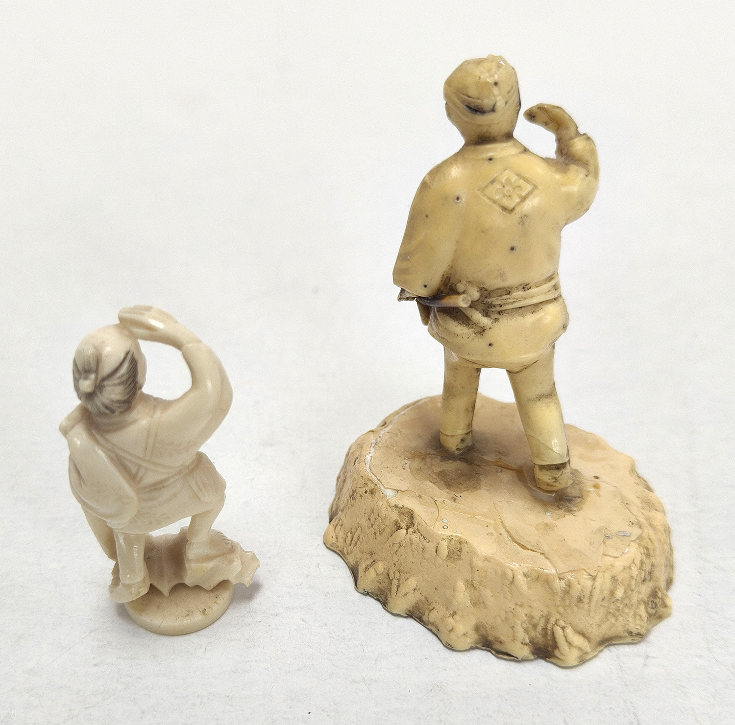 Pair of Vintage Japanese Hand-Carved Ivory Miniature Figurine - Saluting Characters - Image 3
