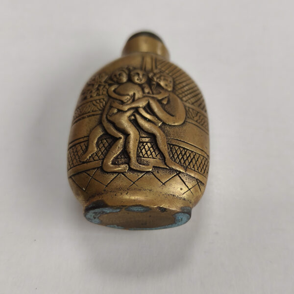Rare vintage brass snuff bottle. 76mm high - Image 3