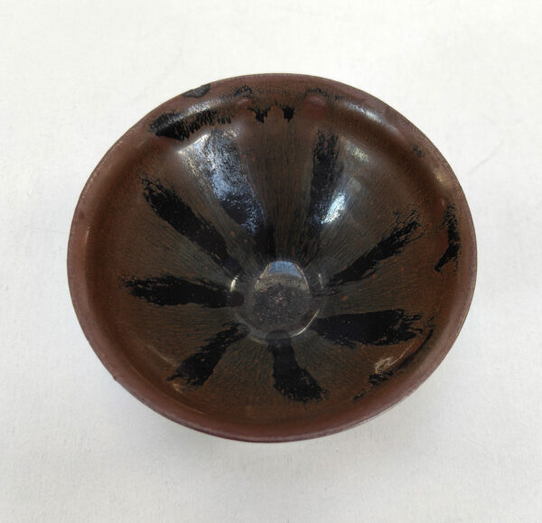 Vintage handcrafted glazed tea bowl. 120mm/4.7" in diameter - Image 3