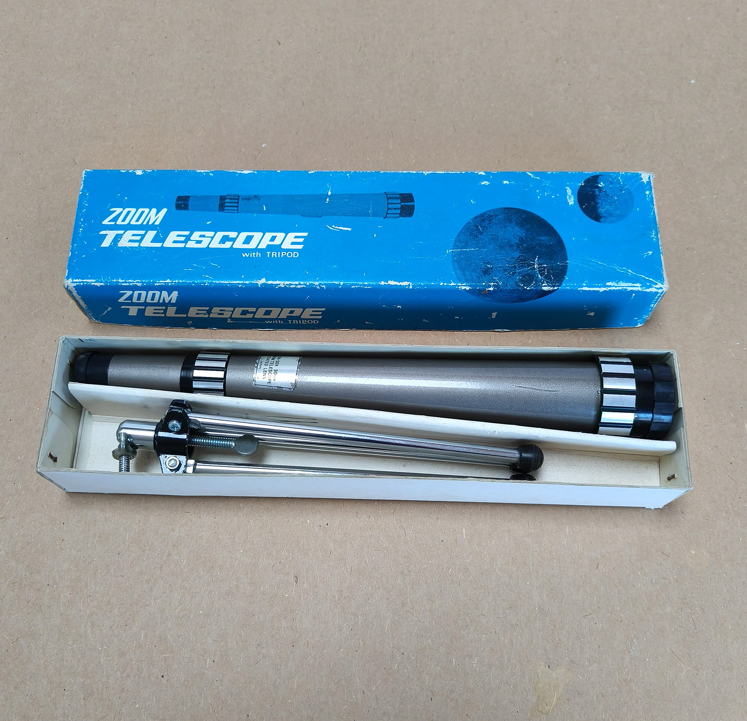 Vintage Japan 10–30×30 Zoom Telescope with Tripod & Box