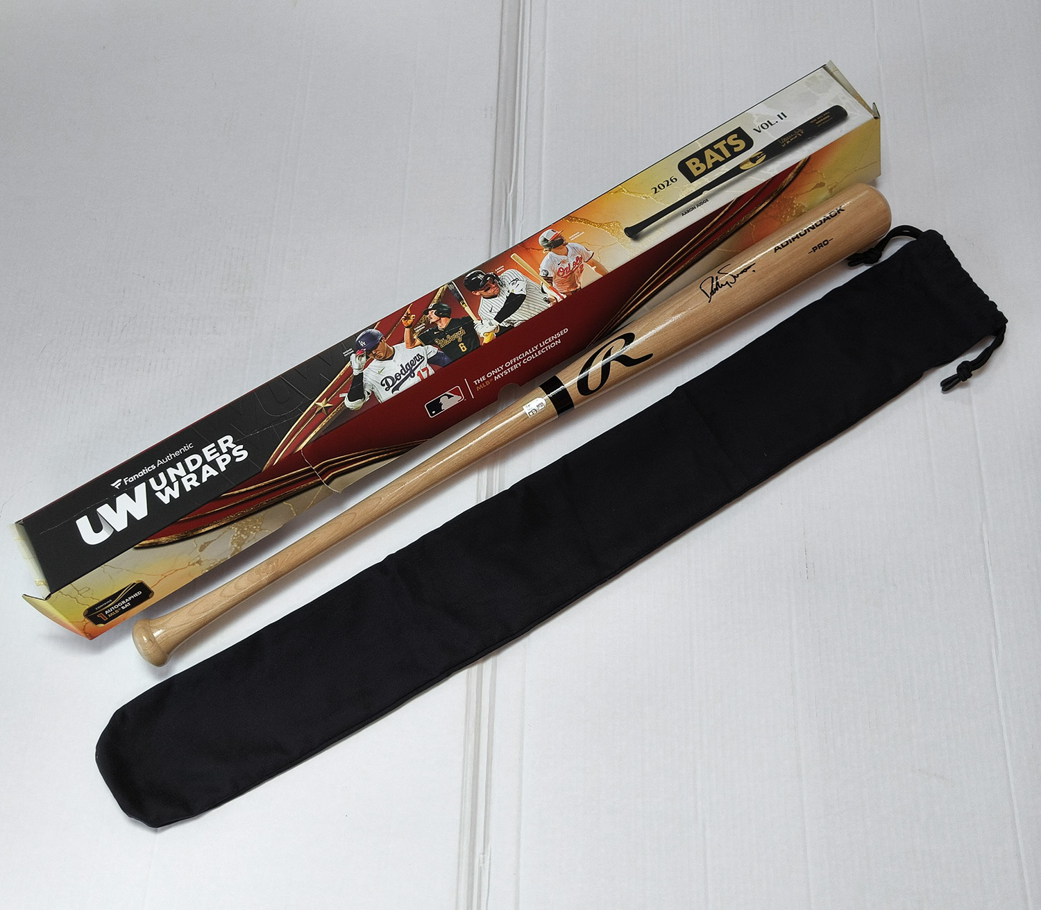 2026 Fanatics Under Wraps Vol II Signed Rawlings Adirondack Pro 34" MLB Bat