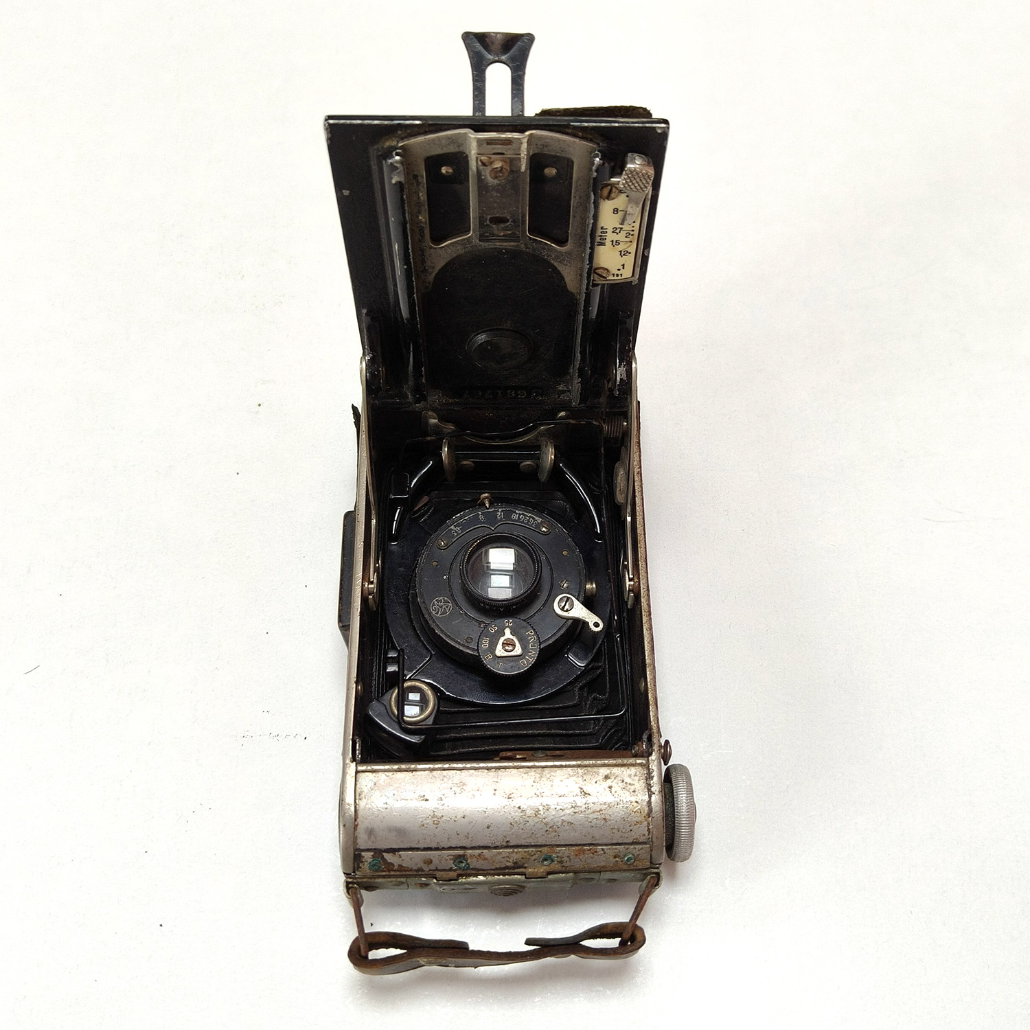 Voigtlander Bessa 6x9 Folding 120 Film Camera